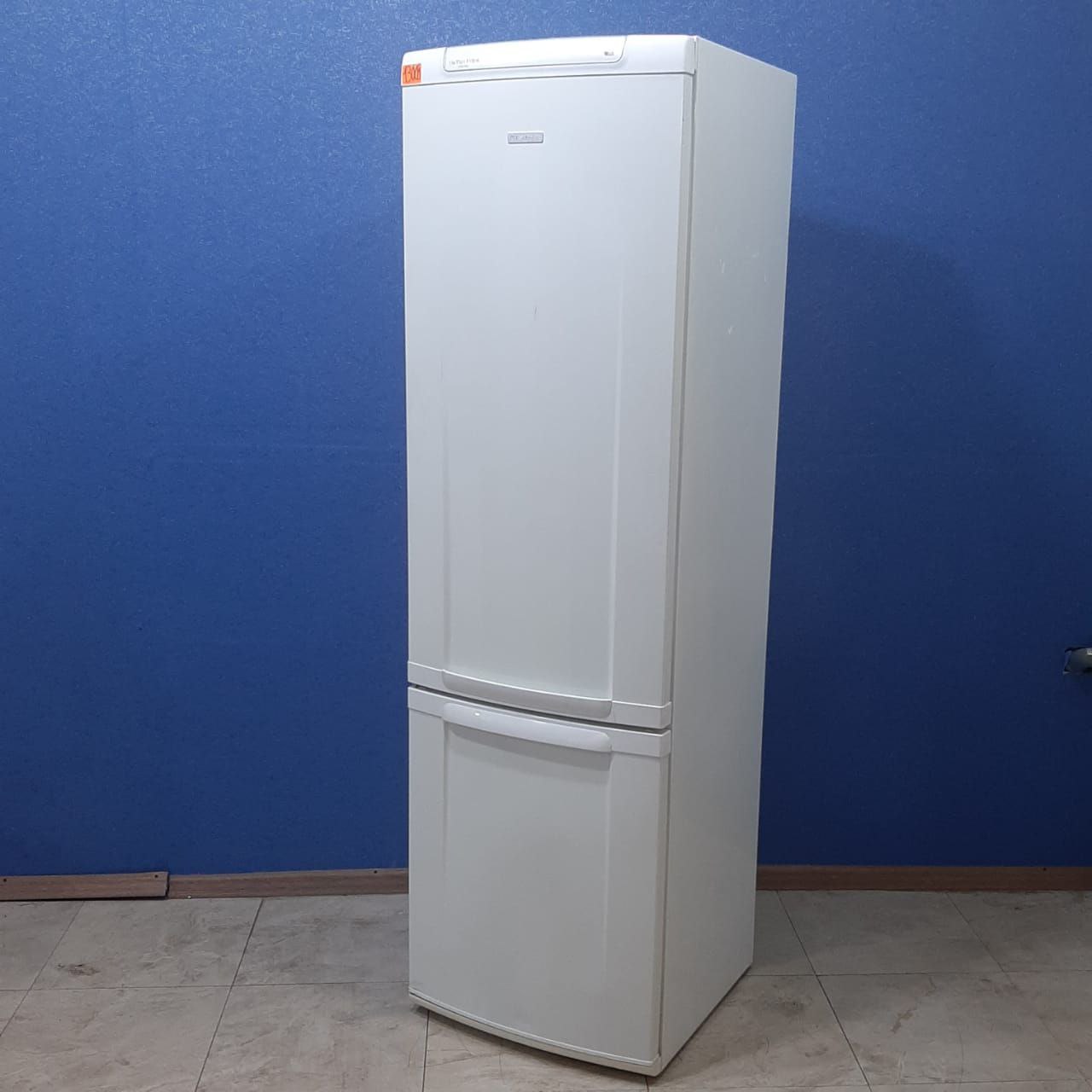 Electrolux  ENB38000W (3)