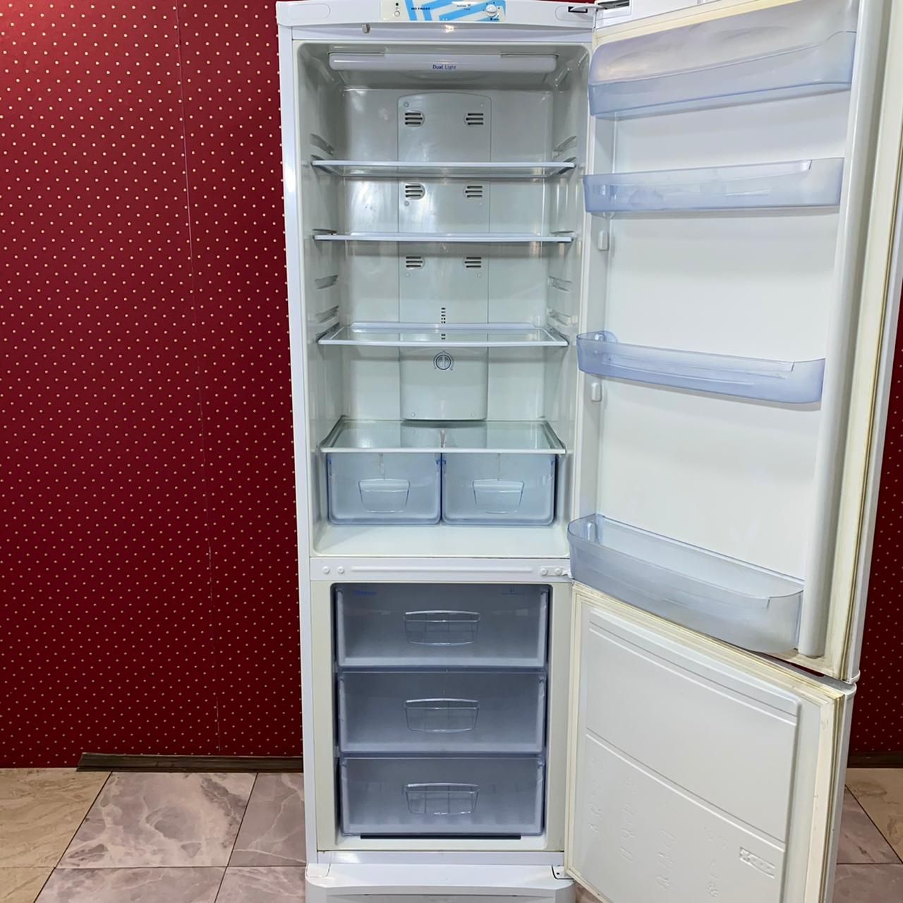 Indesit B18FNF.025 (3)