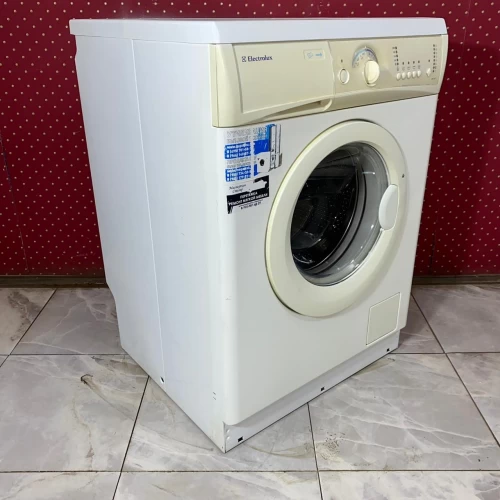 Electrolux EW1066F (2)