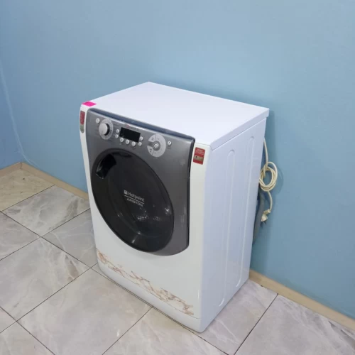 Hotpoint Ariston AQS0F 25З (3)