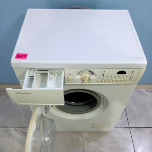 Electrolux EWS1046 (4)