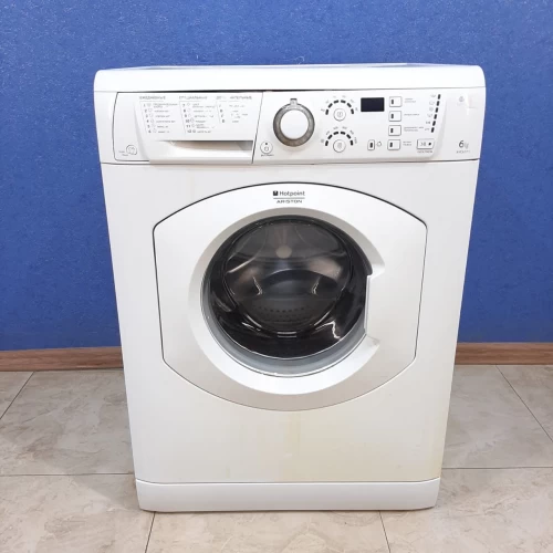 Hotpoint Ariston AVC 6105 (1)