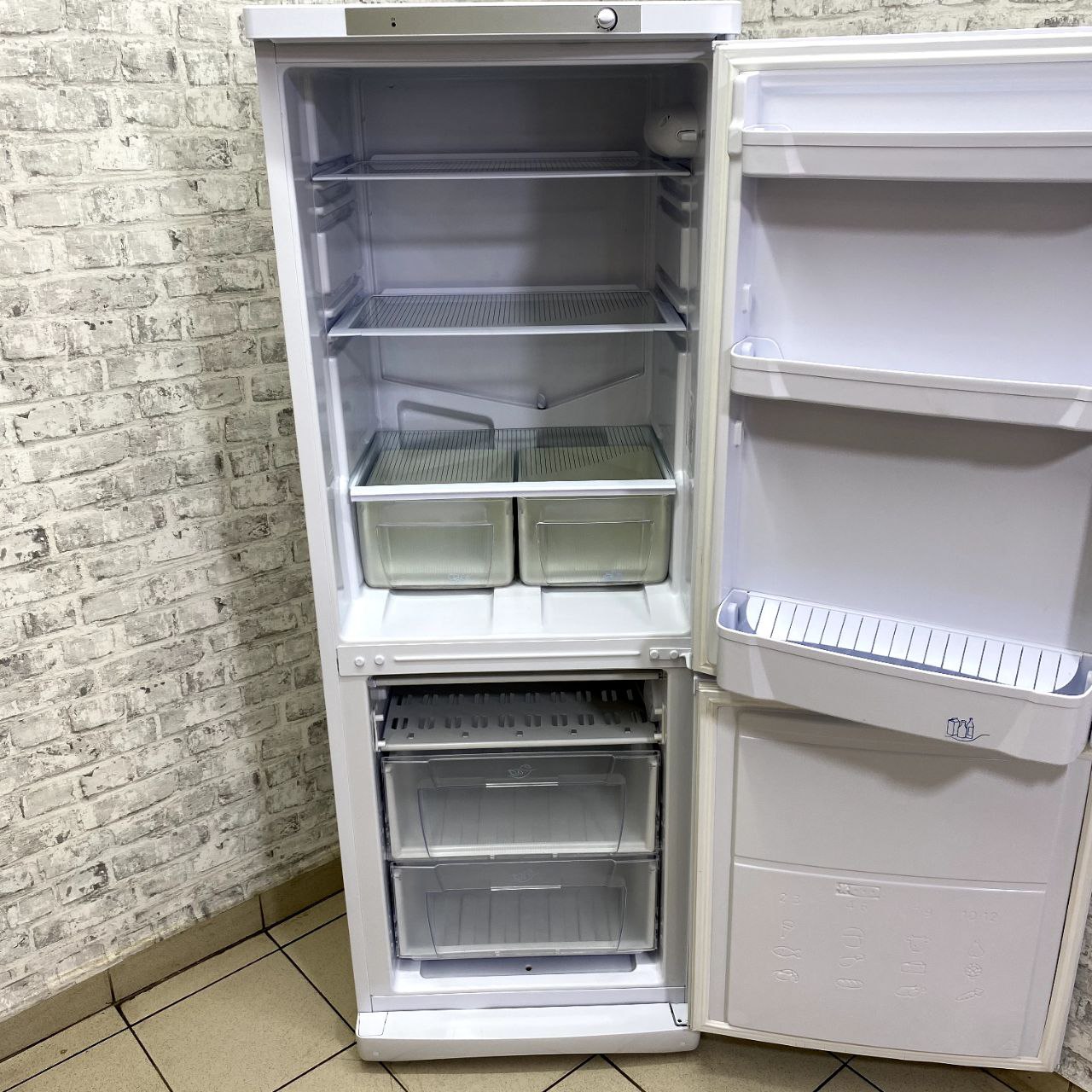 Indesit SB167.027 (5)