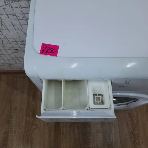 Indesit WIUN 103 (4)