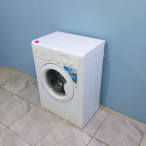 Indesit IWSB 5085 (2)
