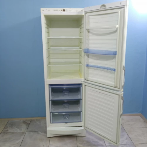 Vestfrost SW 312 M (4)