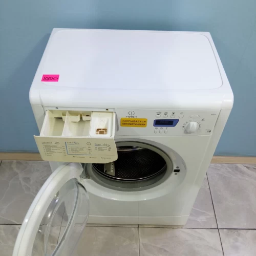 Indesit WISE 10 (4)