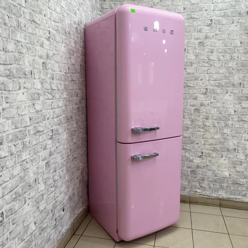 SMEG FAB32RO7 (3)