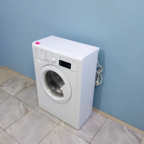 Indesit  IWUE 4105 (3)