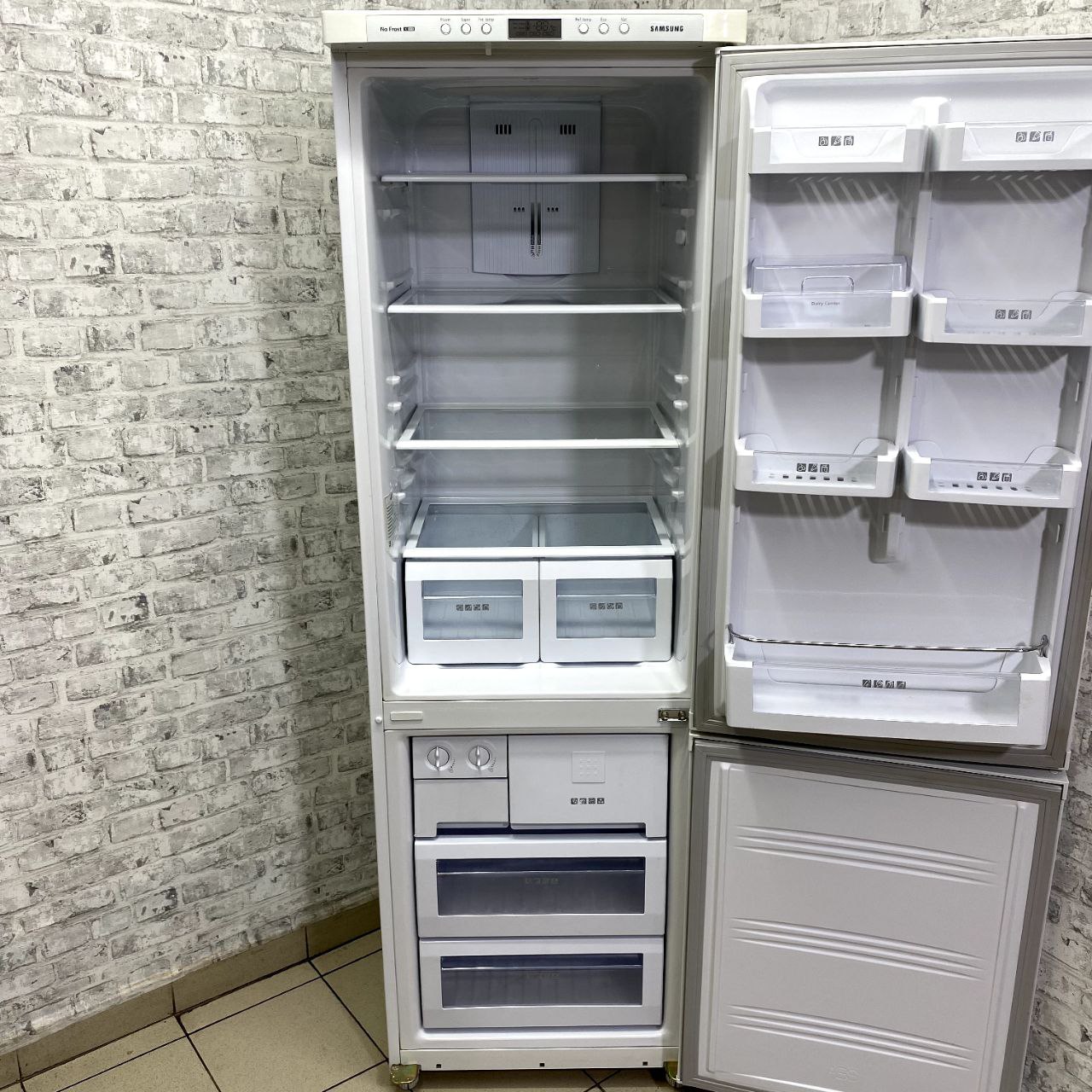Samsung RL39EBSW (4)