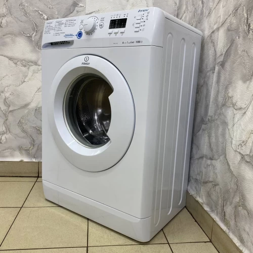 Indesit NWS 6105 GR (2)