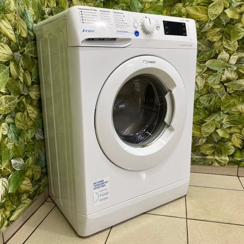 Indesit BWSE 61051 (2)