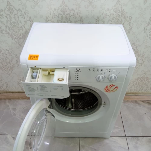 Indesit WISN 81 (4)