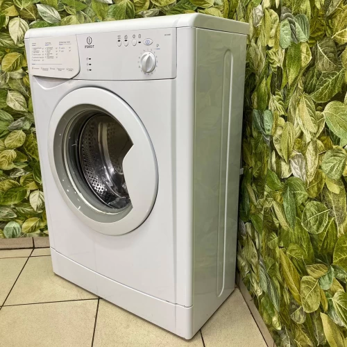 Indesit WIUN 81 (CSI) (3)