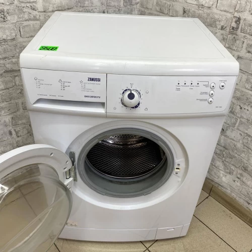 Zanussi ZWG1106W (4)