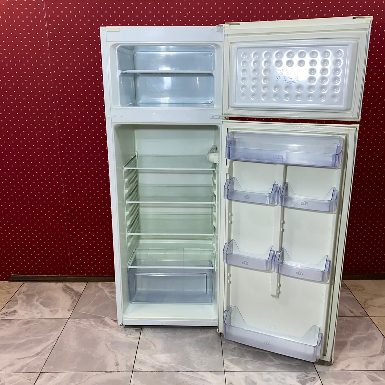 Zanussi ZRD324WO (4)