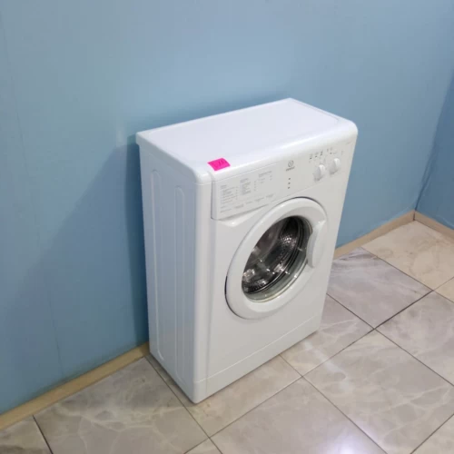 Indesit WIUN  102 (2)