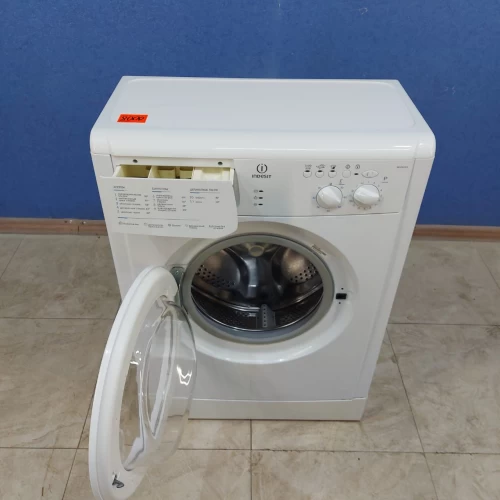 Indesit WIUN 103(CIS) (4)