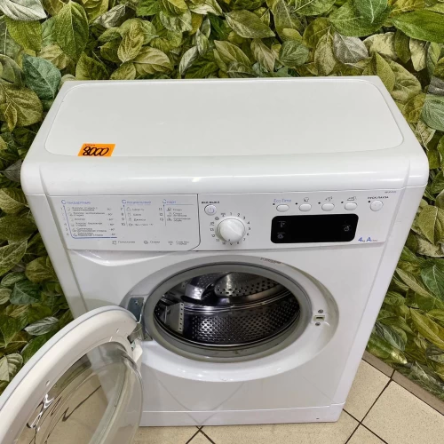 Indesit IWUE 4105 (CIS) (4)