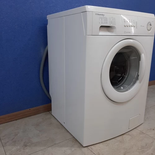 Electrolux EWF 1005 (2)