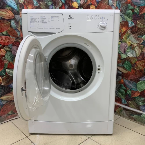 INDESIT WIUN 81 (CSl) (4)