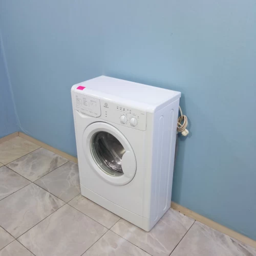 Indesit WIUN  102 (3)