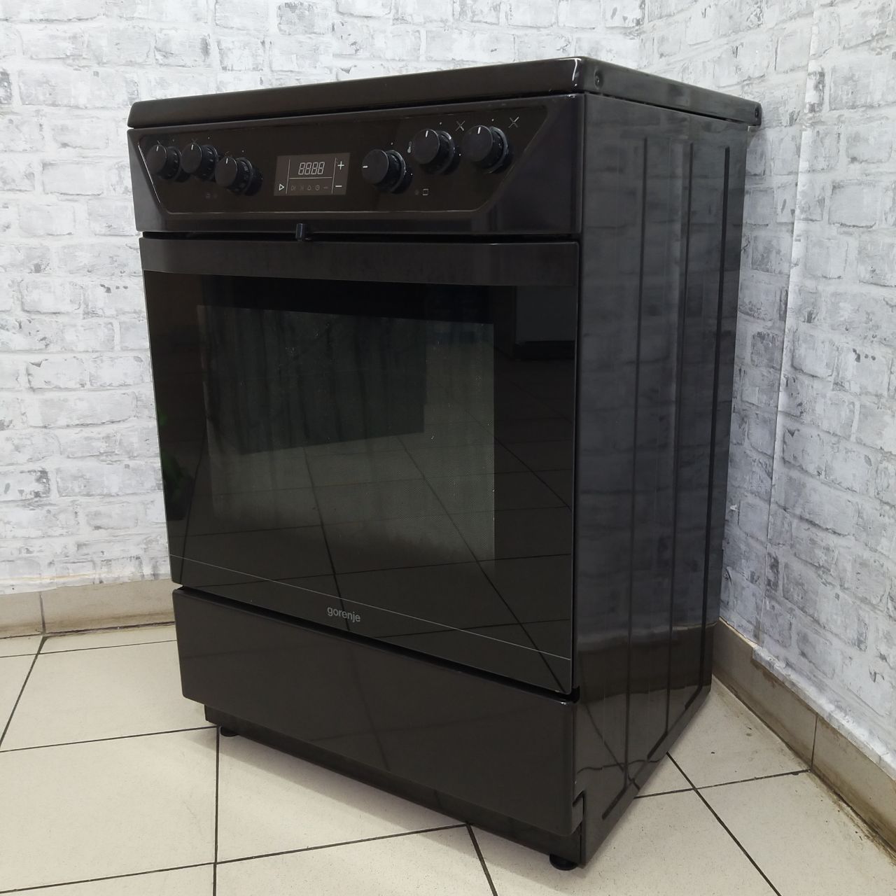 Плита электрическая стеклокерамическая Gorenje EC 67346DBR (3)