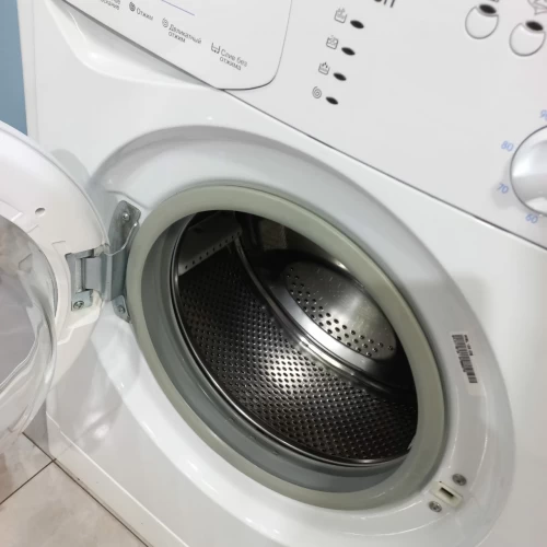 Indesit WISL 106 (4)
