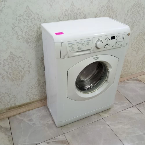 Hotpoint Ariston ARUSF105 (2)