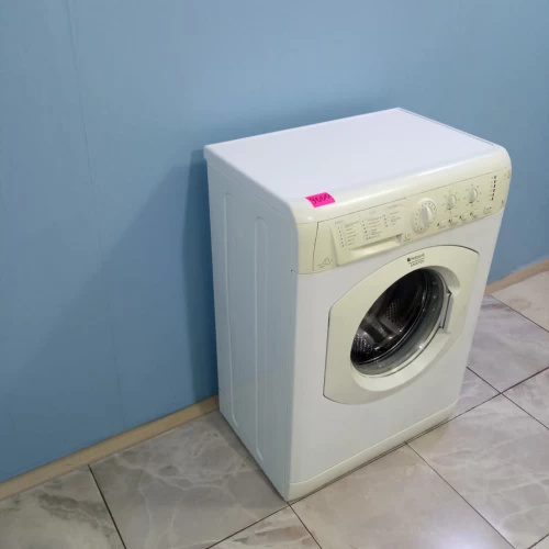 Hotpoint Ariston ARSL 100 (3)