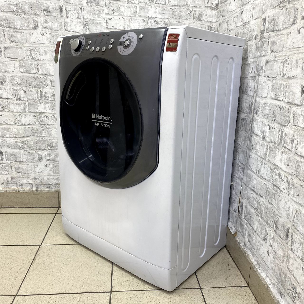 Hotpoint Ariston AQS0L 05 (2)
