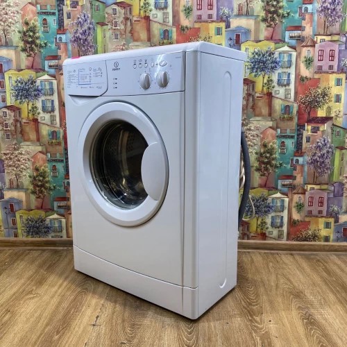 INDESIT WIUN103 (3)