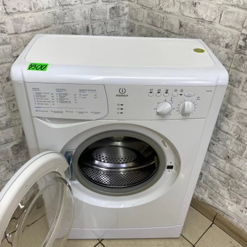 Indesit WIUN 82 (4)