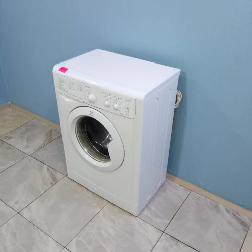 Indesit WISL 82 (3)