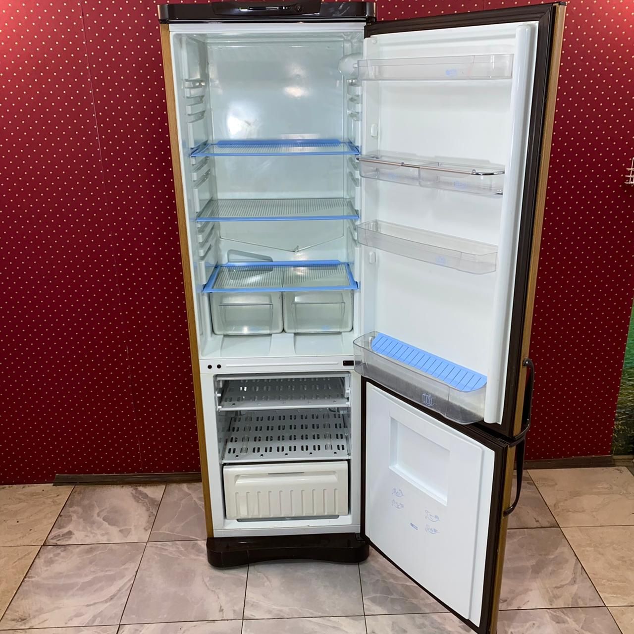 Indesit C138G.017 (5)