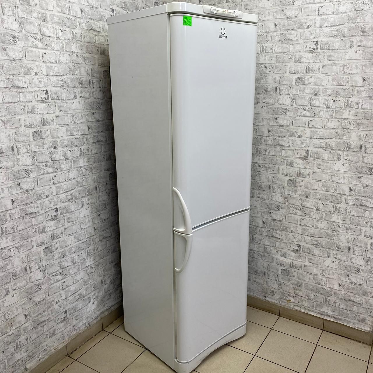 Indesit C240G.016 (2)