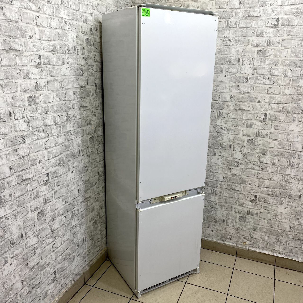 Ariston OK-RF 3300 NF L (3)