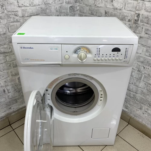 Electrolux EWS 1046 (5)