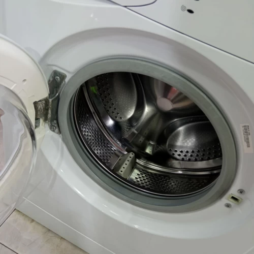 Indesit WIUN 81 (5)