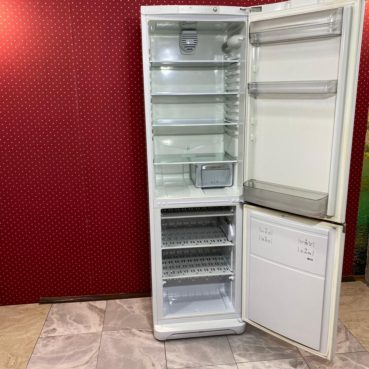 Ariston MBA1200V.022 (4)