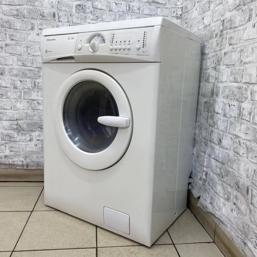 Electrolux EWS1020 (2)