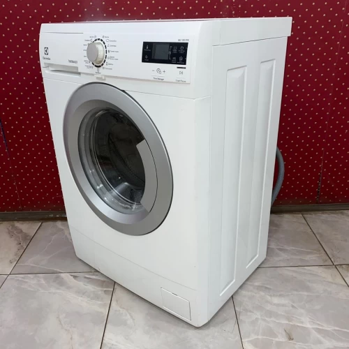 Electrolux EWF1266EDU (2)