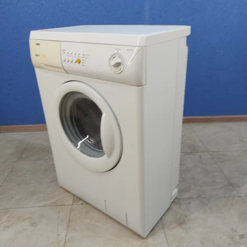 Zanussi ZWO3104 (3)