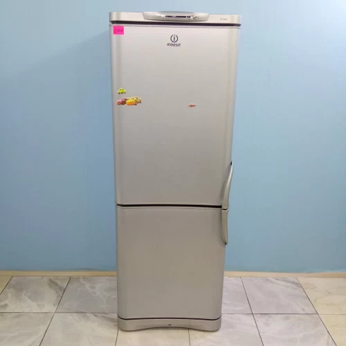 Indesit C132NFG. 016