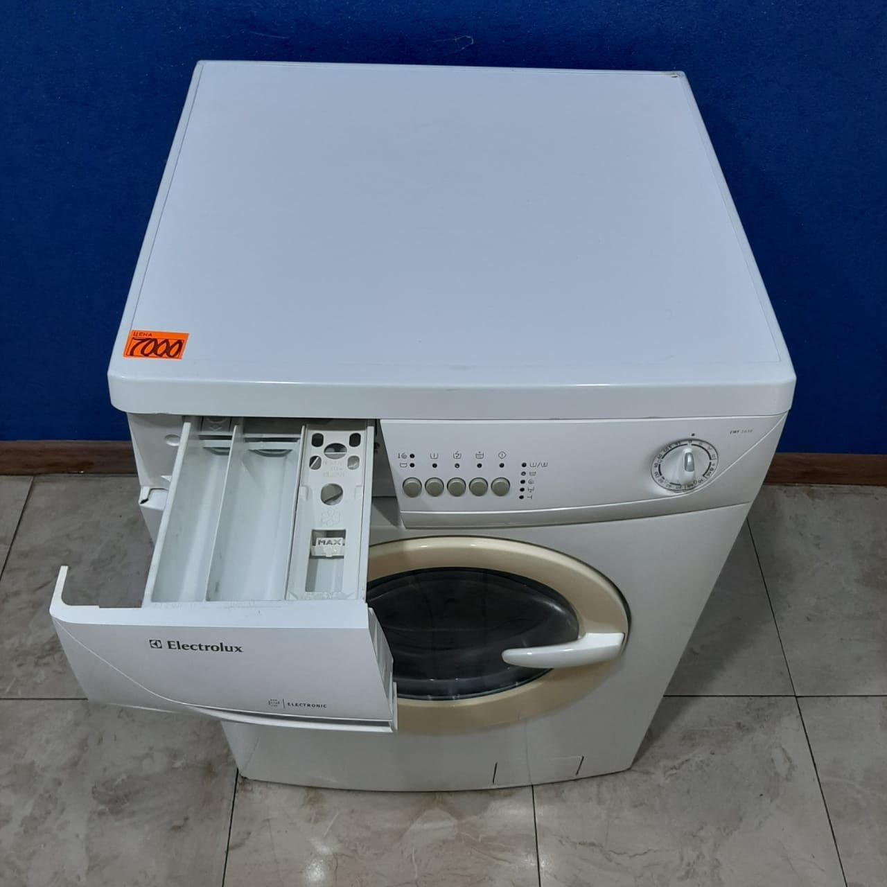 Electrolux EWF1030 (4)