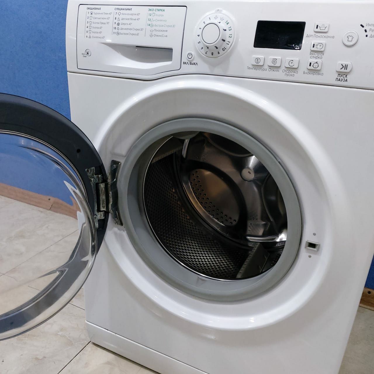 Hotpoint Ariston  WMG720B (4)