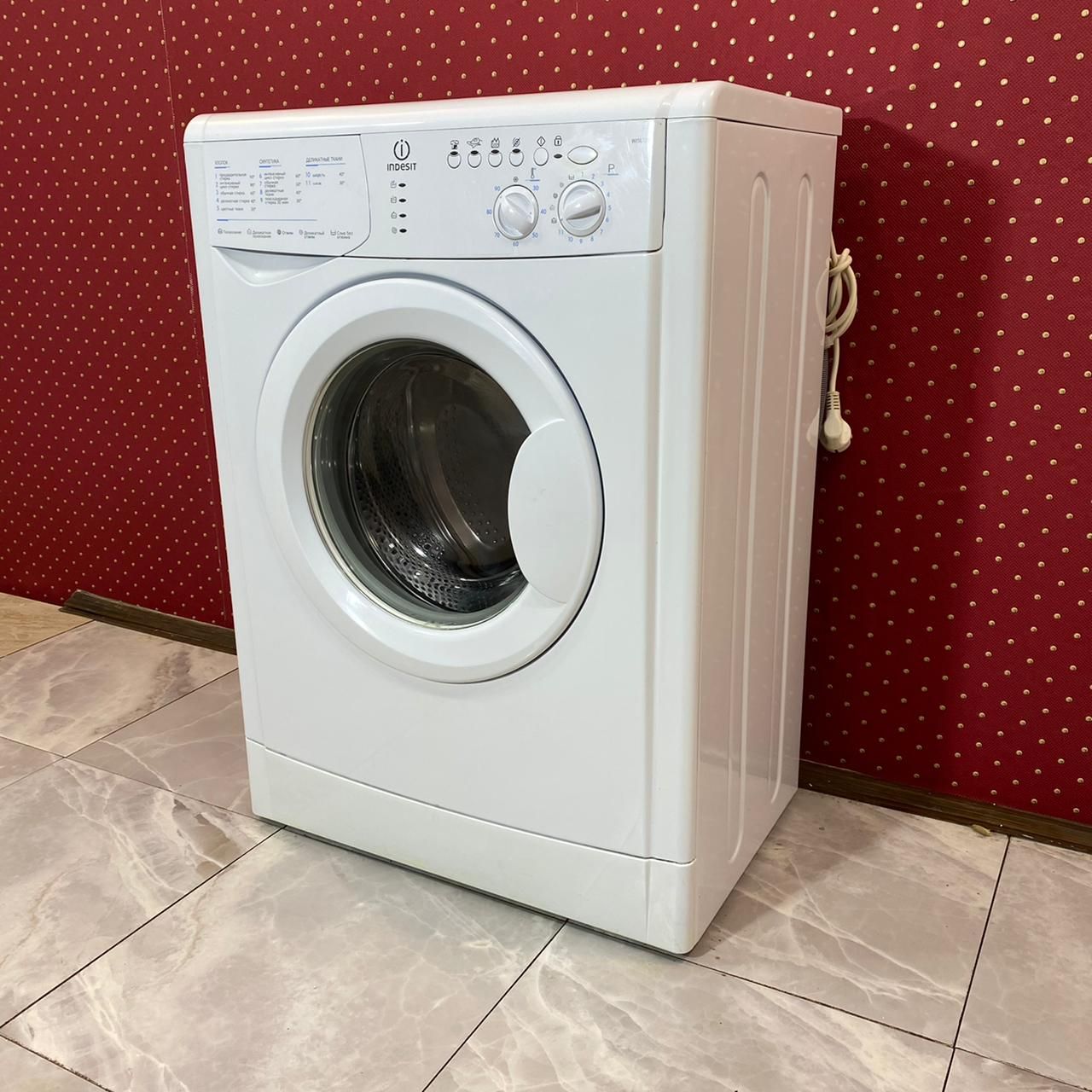 Indesit  WISL 102 (3)