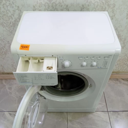 Indesit IWSC 5085 (4)