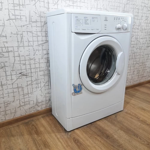 Indesit WIUN 103 (2)