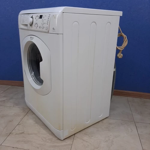 Hotpoint Ariston AVC 6105 (3)